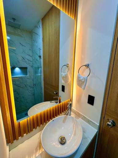 Bathroom 3, 614-Estudio luminoso con balcón, Santafé de Bogotá