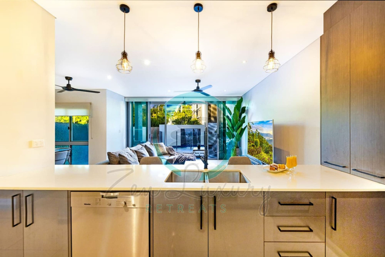 Others 4, Luxurious Cozy Retreat Pool Office Parking, Fannie Bay