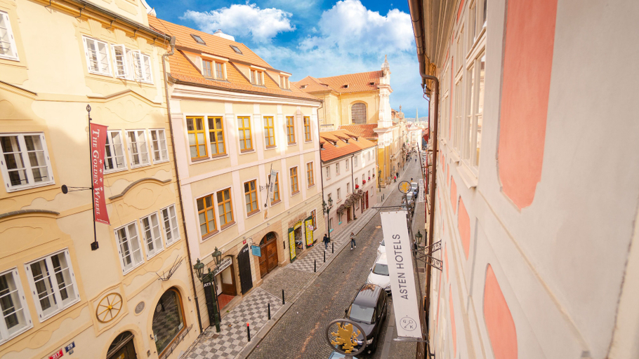 Exterior & Views 2, Hotel Golden Key Prague, Praha 6