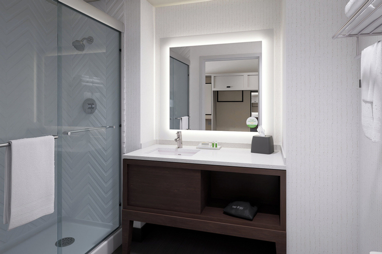 Bathroom 29