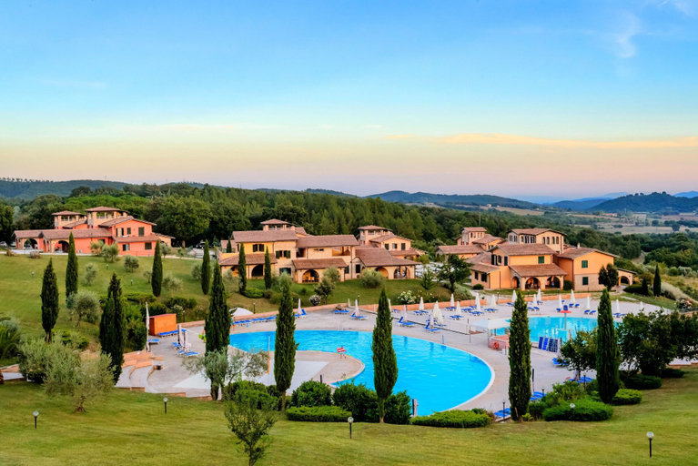 Exterior & Views 2, Residence with private beach in Talamone, Grosseto