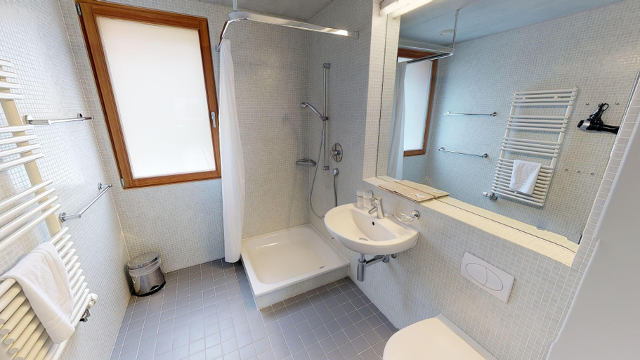 Bathroom 3, Reka-Feriendorf Disentis, Surselva