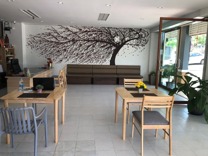Food & Drinks 5, Naka Guest House, Mueang Krabi