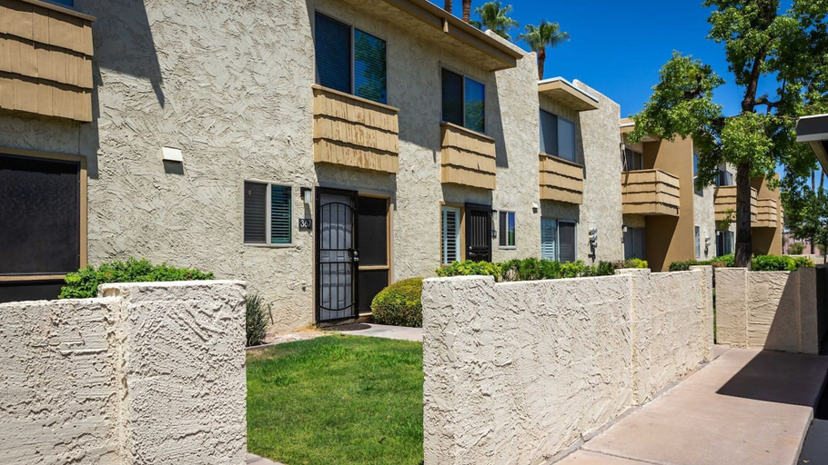 Exterior & Views 2, Updated Condo in A+ Old Town Scottsdale Location!, Maricopa