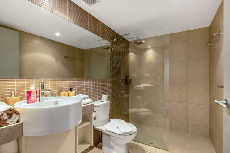 Bathroom, Beachfront Marvel Seaview Office Infinity Pool, Darwin