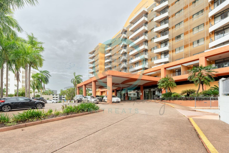 Exterior & Views 2, Hotel Suite Sunset View Pool Work Desk, Darwin