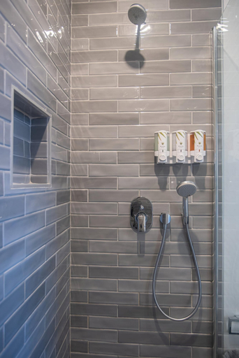 Bathroom 4, Downtown Oranjestad Apartments & Studios
