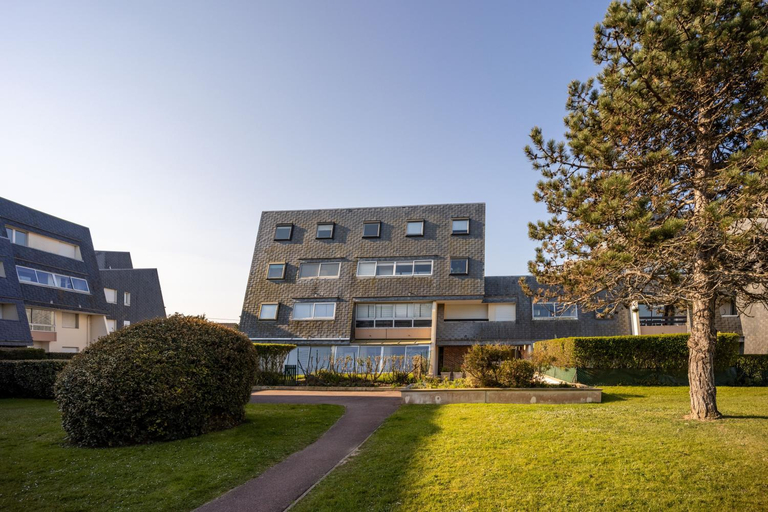 Others 4, Le Pavois - appartement a 50 metres de la mer, Calvados