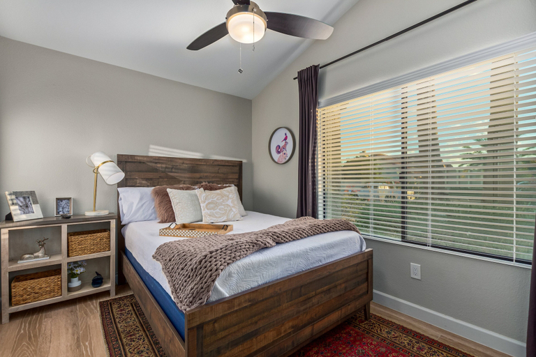 Bedroom 1, 110th Scottsdale, Maricopa