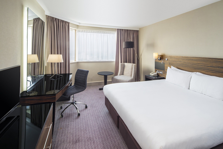 Bedroom 5, Crowne Plaza Hotel Glasgow by IHG, Glasgow