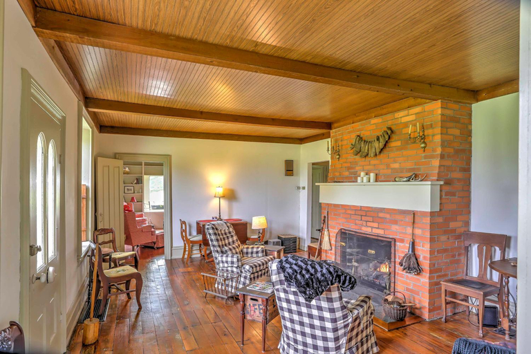 Others 5, Historic Ottawa Lake House: Deck, Barn + 96 Acres!, Monroe