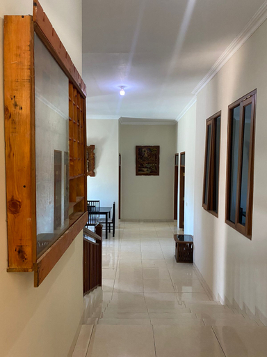 Others 5, Villa Adik Pasirwangi, Bandung