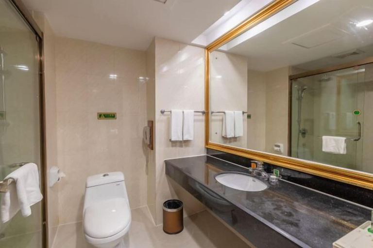 Bathroom 4, zhangjiajie Lantian Hotel, Zhangjiajie