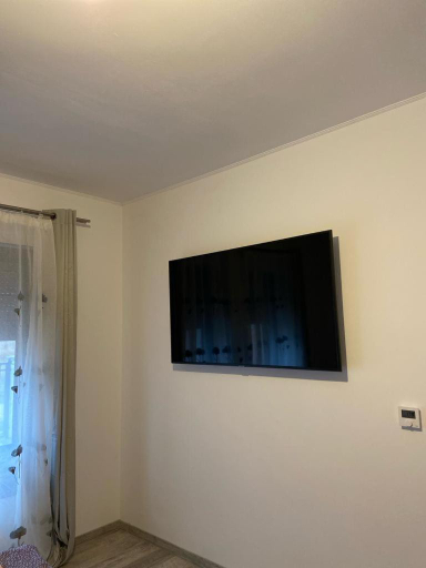 Facilities 5, Rental house, Dumbravita