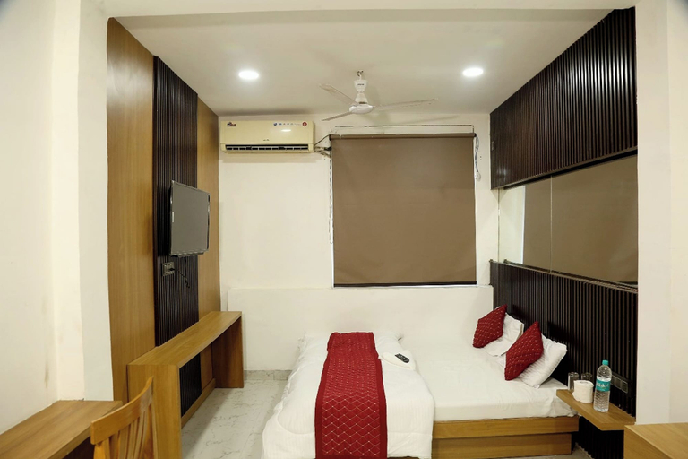 Bedroom 3, Hotel A10 International, Delhi
