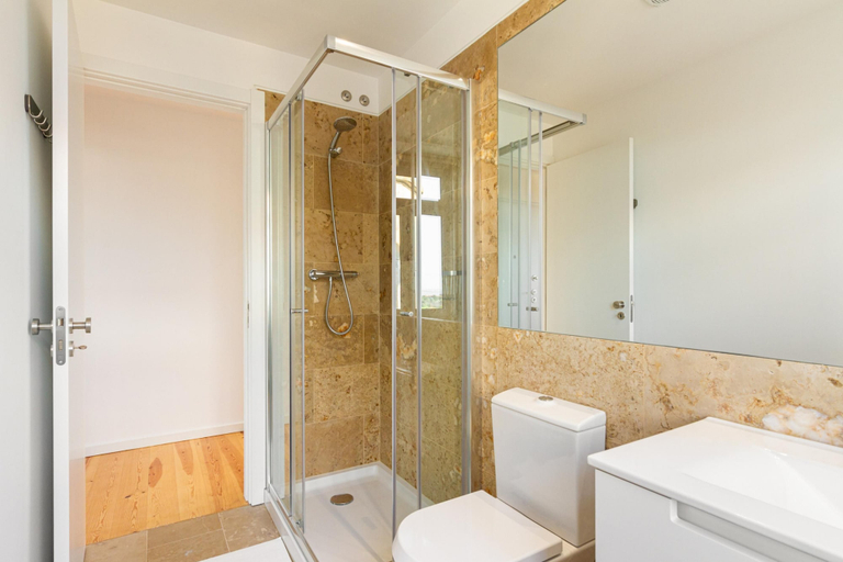 Bathroom 2, Arroios Concept V by Homing, Lisbon