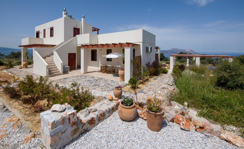 Exterior view 4, Villa PhenΩmena Apartments, Crete