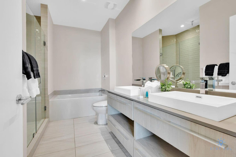 Bedroom 4, Luxury Amenities Infinity Pool Gym Hot Tub, Broward