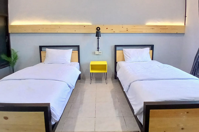 Bedroom 13