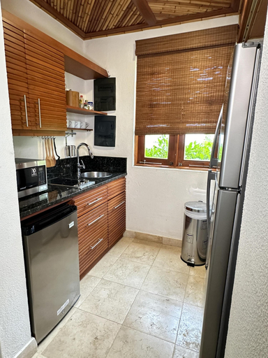 Room 4, Tranquil Bungalow w Pool at Green Village Ca, San Rafael del Yuma