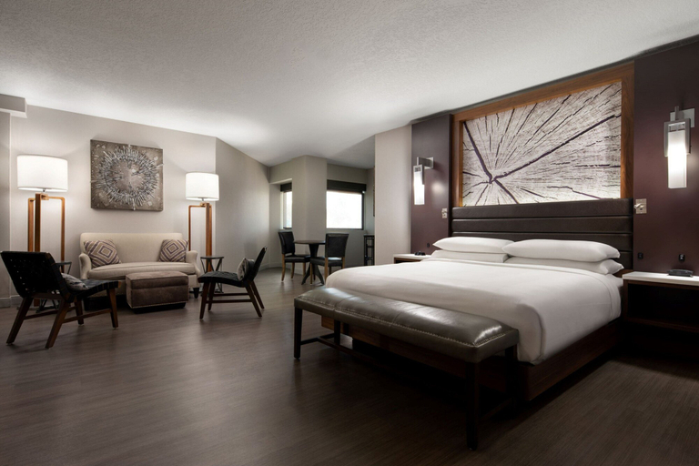 Bedroom 4, Walnut Creek Marriott, Contra Costa
