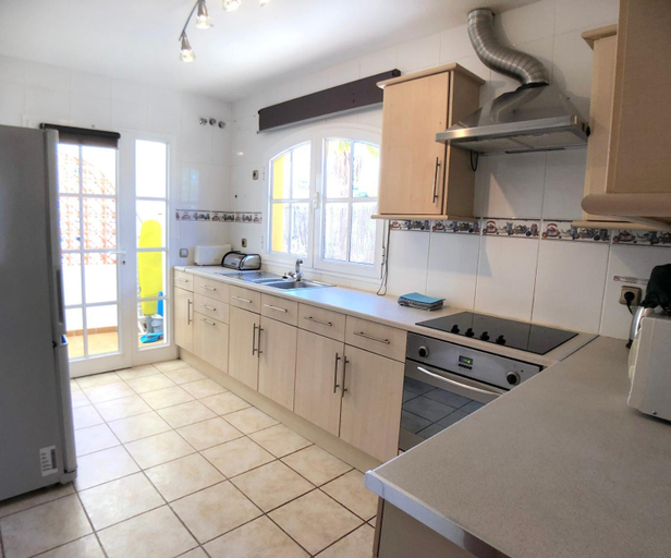 Kitchen 2, Villa Dwarika, Home Away From Home - Private heated pool, Las Palmas
