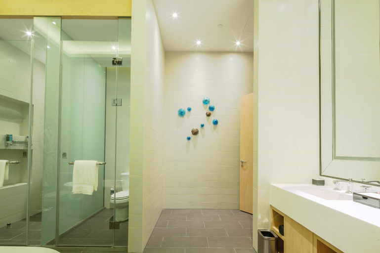 Bathroom 4