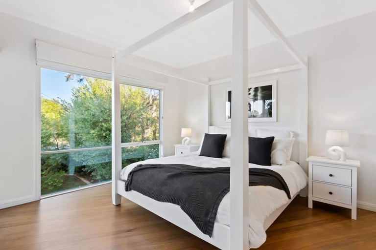 Bedroom 3, Blairgowrie Beachside Retreat Solar Heated Pool, Melbourne