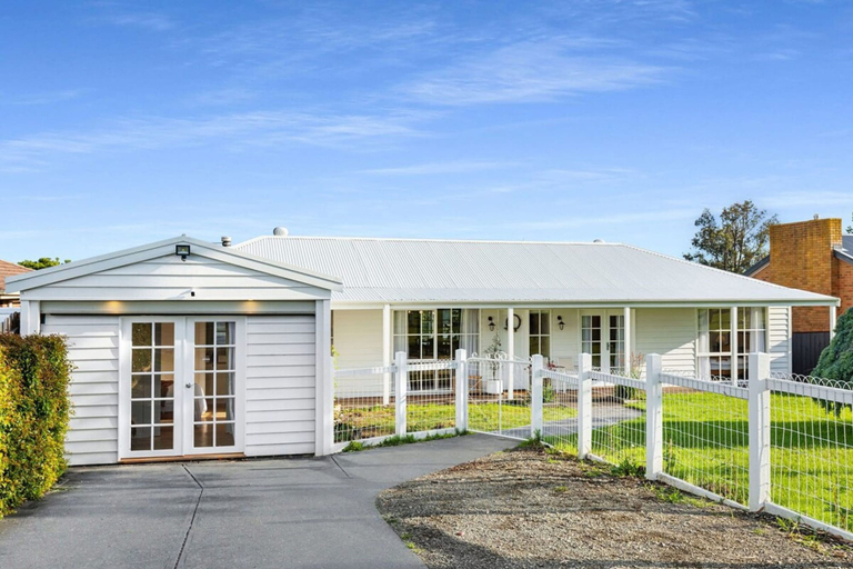 Room 3, Sol Yarra Valley Barrel Sauna Spa Urban List, Yarra Ranges - North