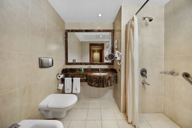 Bathroom 4, Makarem Mina Hotel, Makkah
