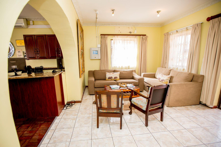 Public Area, ORIA GUESTHOUSE - BROOKLYN, City of Cape Town