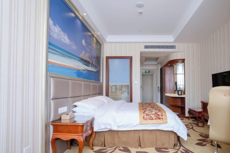 Bedroom 10