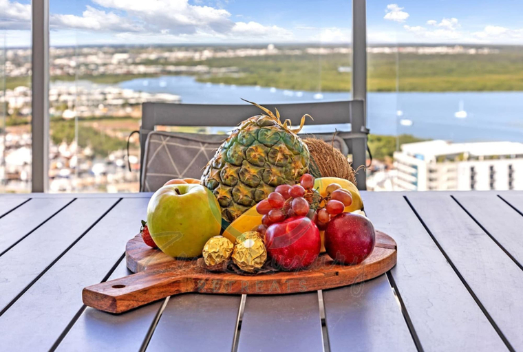 Room 4, Seaview Haven Ocean Vistas Gym Pool Parking, Darwin