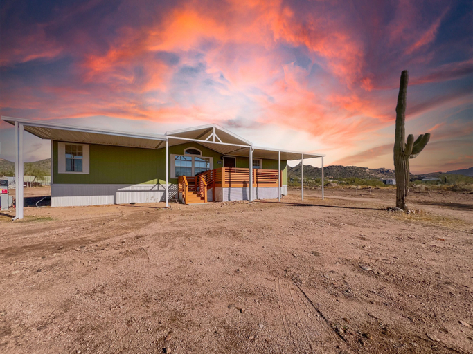 Exterior & Views 2, Old Whitmer Place Apache Junction, Pinal