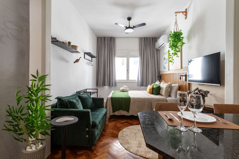 Room 5, 3 Minutes From Copacabana Beach Rd1205, Rio de Janeiro
