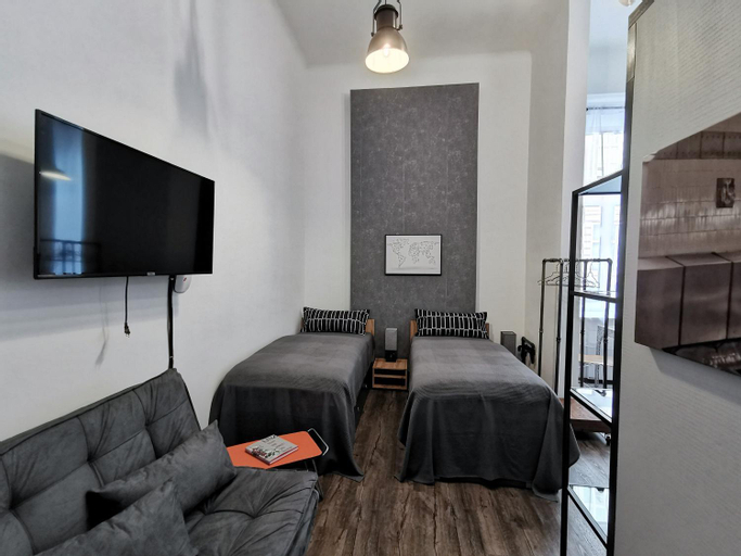 Bedroom 12