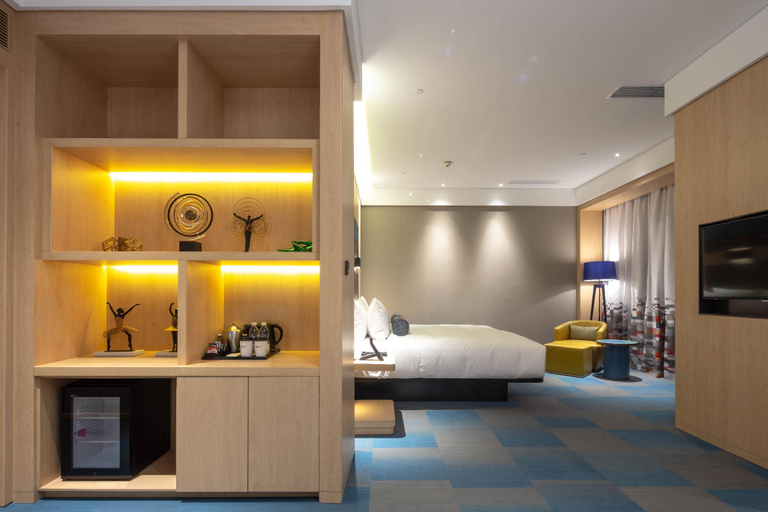 Bedroom 16