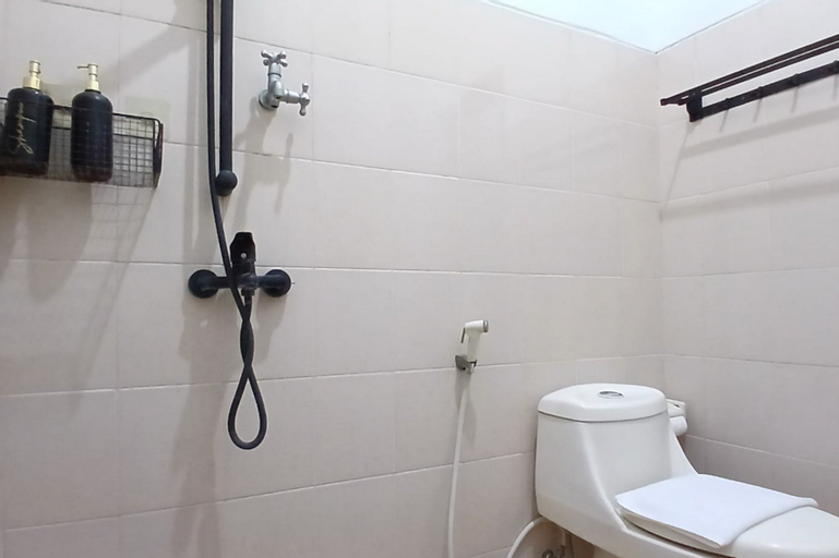 Bathroom 6