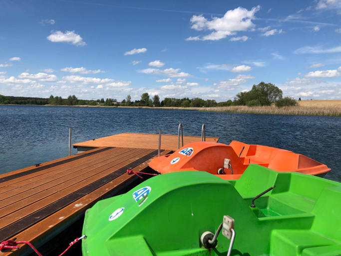 Others 4, AB Domki caloroczne nad jeziorem, Poznań