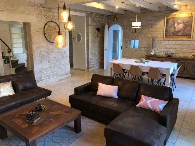 4, Villa Donna jacuzzi jardin billard centre la Breche, Deux-Sèvres
