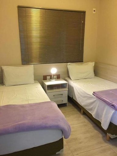 Bedroom 3, LEME PLAZA HOTEL, Leme