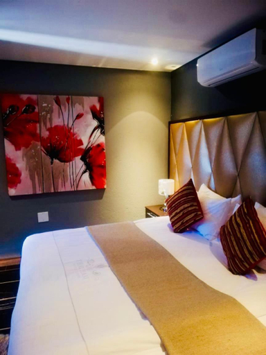 Others 5, Thavhani boutique hotel, Vhembe