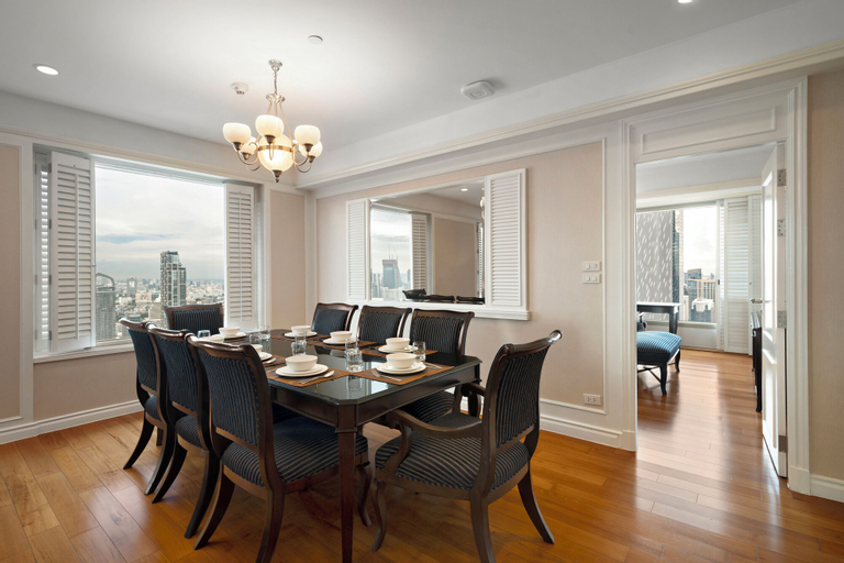 Dining Room 5