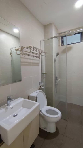 Bathroom, ATLANTIS RESIDENCE@FANN HOMESTAY, Malacca City