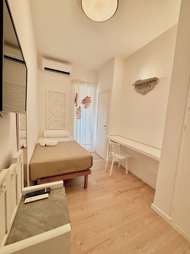 Bedroom 4, Guest House Maison Margot, Rome