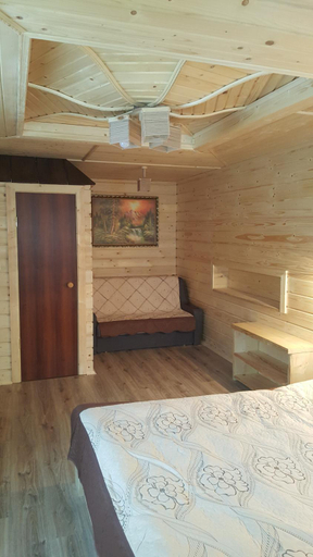 Others 3, Садиба Гуцулка Ксеня, Iaremchans'ka