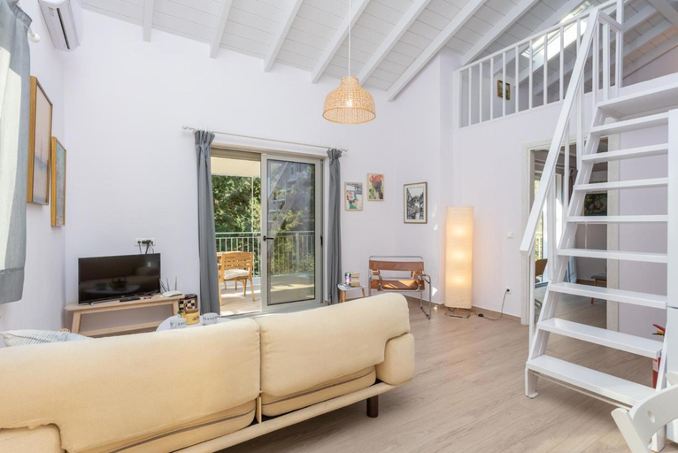Others 5, Villa Alexandros, Ionian Islands