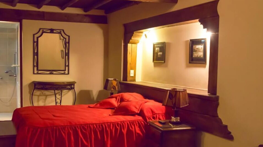 Bedroom 2, Hotel Santa Monica, Tomás Frías