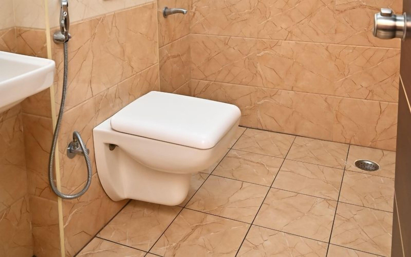 Bathroom 3, Aura By Agira Hotels, Bangalore