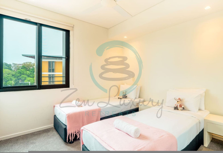 Bedroom 3, Waterfront Retreat Ocean Views Pool Balcony, Darwin